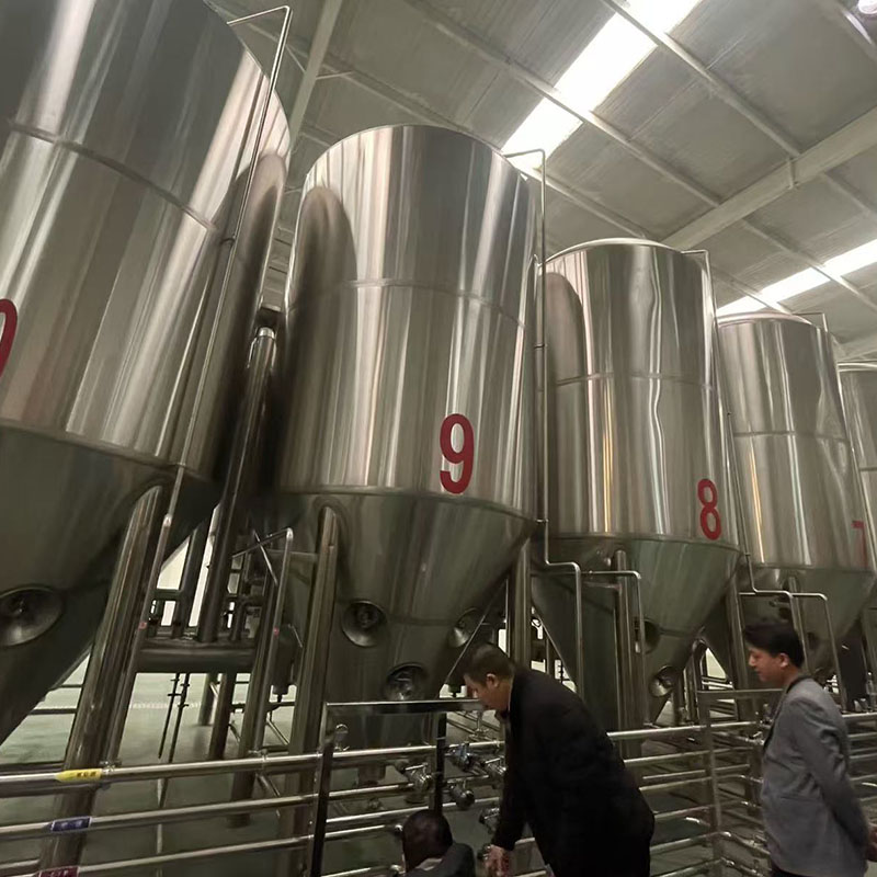 库伦精酿啤酒设备